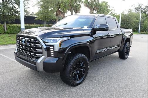 2023 Toyota Tundra Hybrid Platinum