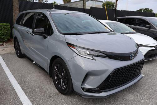 Cement 2025 Toyota Sienna XSE 7 Passenger