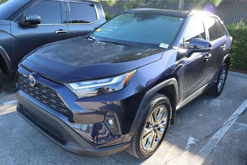 2024 Toyota RAV4 XLE Premium