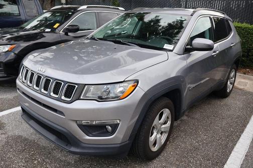Billet Silver Metallic Clearcoat 2018 Jeep Compass Latitude