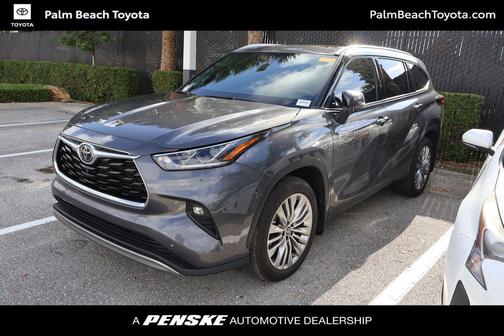 Magnetic Gray Metallic 2024 Toyota Highlander Platinum