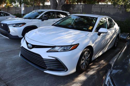 2022 Toyota Camry LE