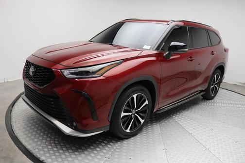 2022 Toyota Highlander XSE