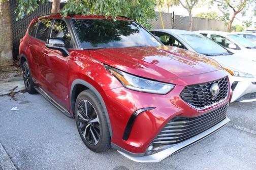 2022 Toyota Highlander XSE