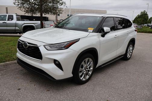 2023 Toyota Highlander Limited