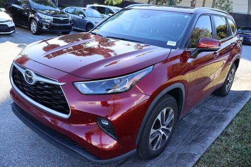 2023 Toyota Highlander XLE