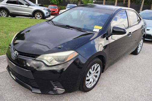 Black Sand Pearl 2016 Toyota Corolla LE