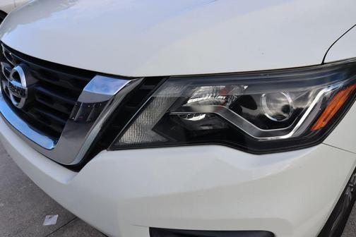 2020 Nissan Pathfinder S 4WD