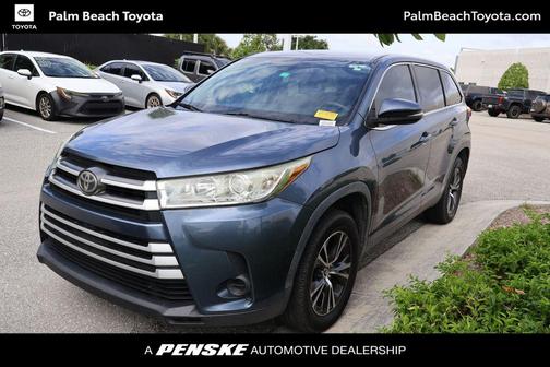 Shoreline Blue Pearl 2019 Toyota Highlander LE I4
