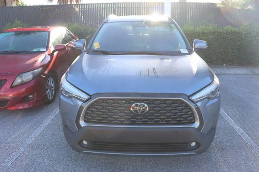 2023 Toyota Corolla Cross XLE