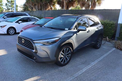2023 Toyota Corolla Cross XLE