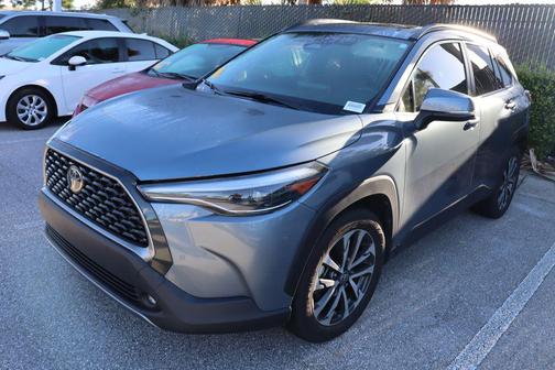 2023 Toyota Corolla Cross XLE