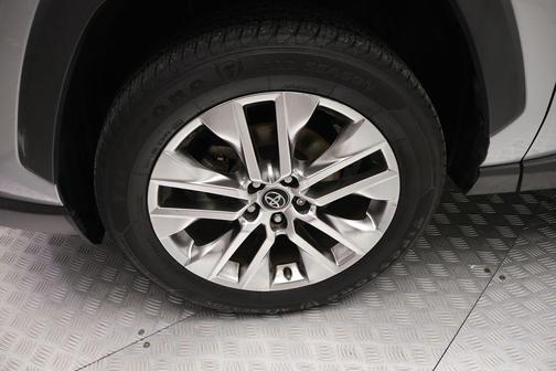 Silver Sky Metallic 2020 Toyota RAV4 XLE Premium