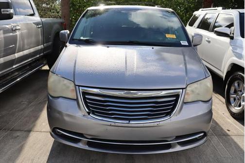 2014 Chrysler Town & Country Touring
