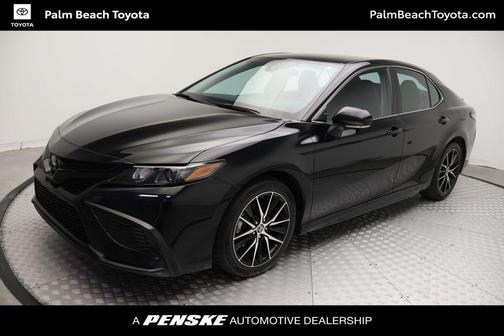 Midnight Black Metallic 2024 Toyota Camry SE