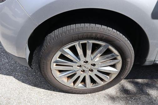 2011 Lincoln MKX Base