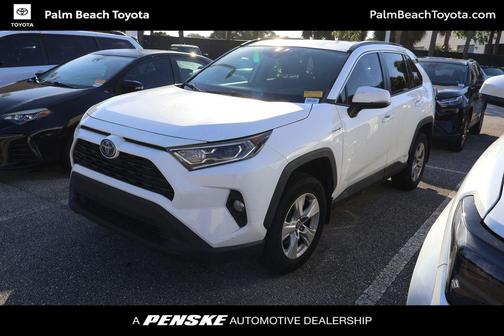 2021 Toyota RAV4 Hybrid XLE