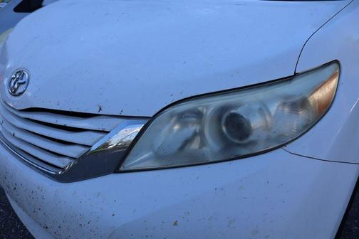 2015 Toyota Sienna LE