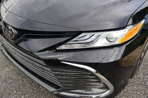 Midnight Black Metallic 2024 Toyota Camry XLE