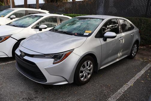 2025 Toyota Corolla LE