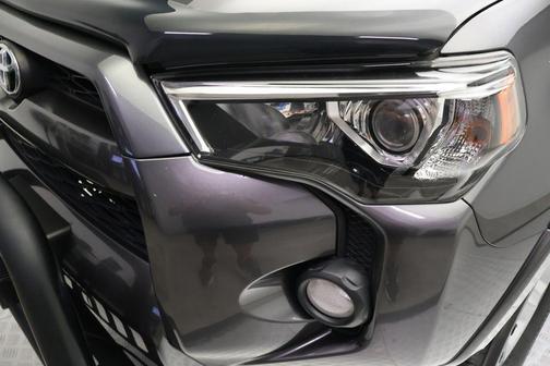 Magnetic Gray Metallic 2019 Toyota 4Runner SR5 Premium