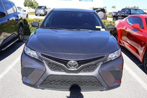 2019 Toyota Camry SE