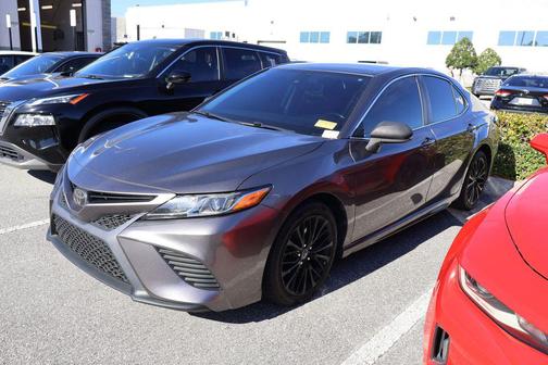 2019 Toyota Camry SE