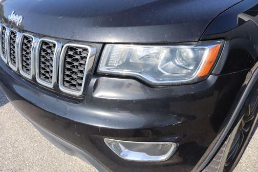 2018 Jeep Grand Cherokee Laredo E