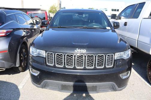 2018 Jeep Grand Cherokee Laredo E