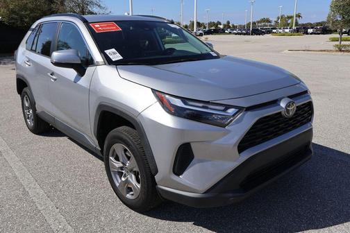 2022 Toyota RAV4 XLE