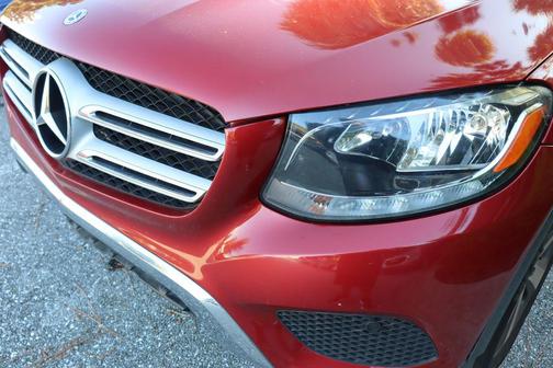 2018 Mercedes-Benz GLC 300 Base