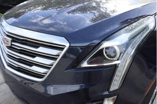 2017 Cadillac XT5 Base
