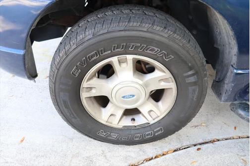 2004 Ford Explorer Sport Trac XLT