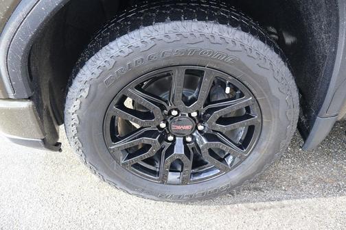 Deep Bronze Metallic 2023 GMC Sierra 1500 Elevation