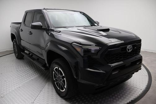 2024 Toyota Tacoma Hybrid TRD Sport