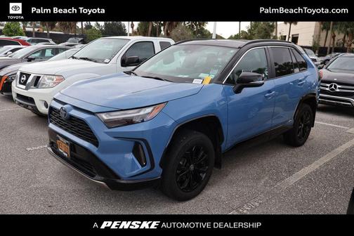 2023 Toyota RAV4 Hybrid SE