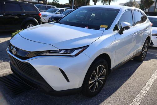 2023 Toyota Venza LE