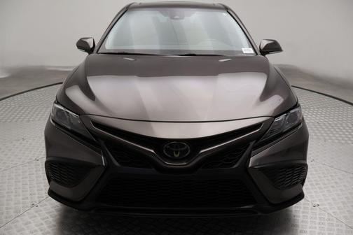 Predawn Gray Mica 2024 Toyota Camry SE
