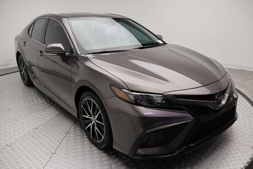 Predawn Gray Mica 2024 Toyota Camry SE