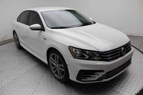 2018 Volkswagen Passat 2.0T S