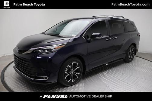 2025 Toyota Sienna Platinum