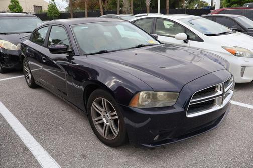 Blackberry Pearlcoat 2012 Dodge Charger R/T