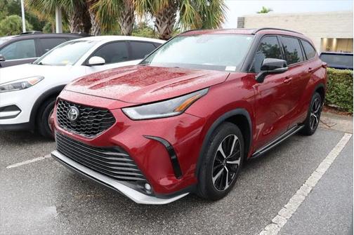 2022 Toyota Highlander XSE
