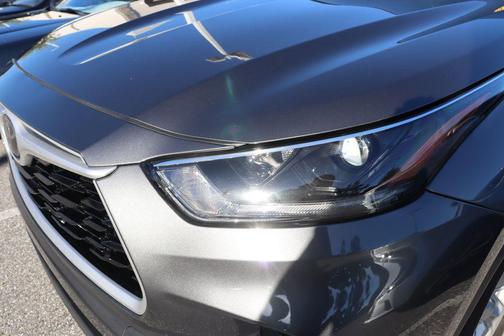 2021 Toyota Highlander L