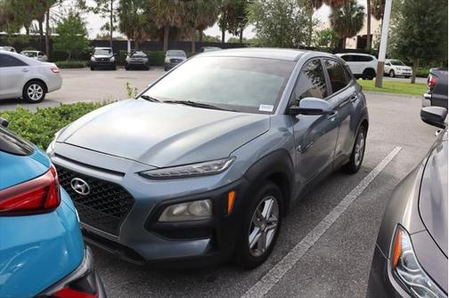 2021 Hyundai KONA SE