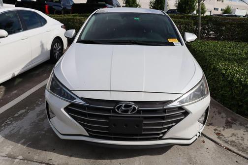 2019 Hyundai ELANTRA SEL