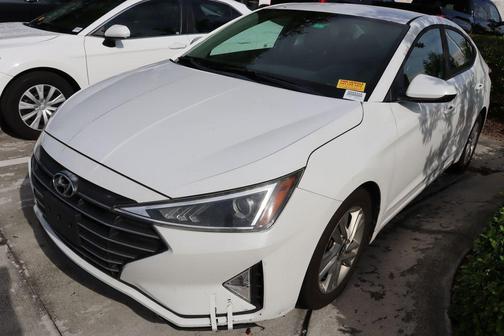 2019 Hyundai ELANTRA SEL