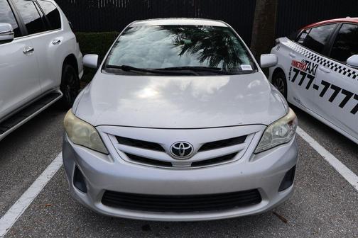 Classic Silver Metallic 2012 Toyota Corolla LE