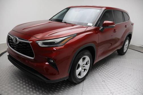 2021 Toyota Highlander LE