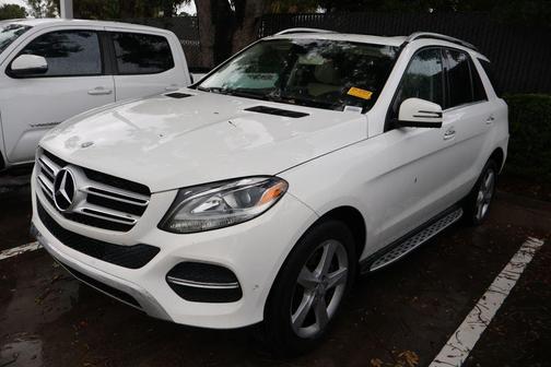 Polar White 2017 Mercedes-Benz GLE 350 Base